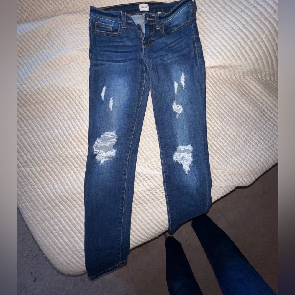 Sneak Peek Jeans